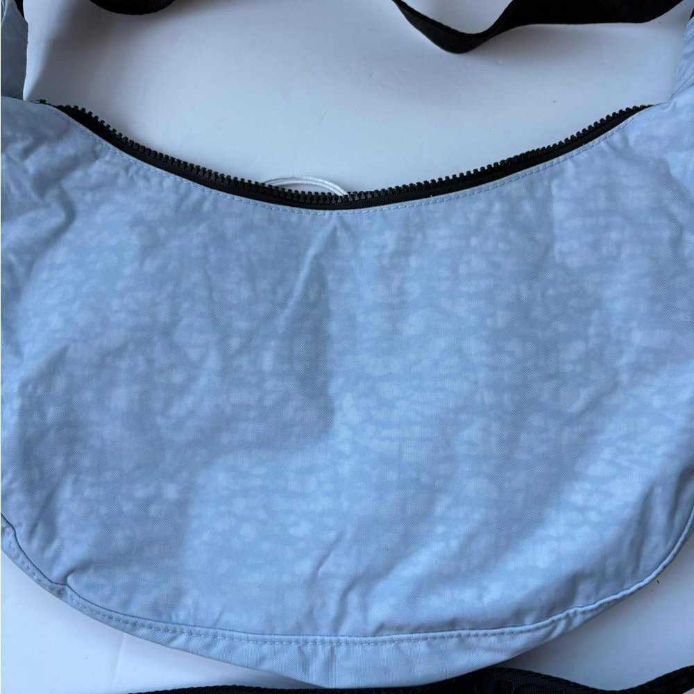 NWT BAGGU Embroidered Ballet Icons Medium Nylon Crescent Bag - Picture 12 of 13